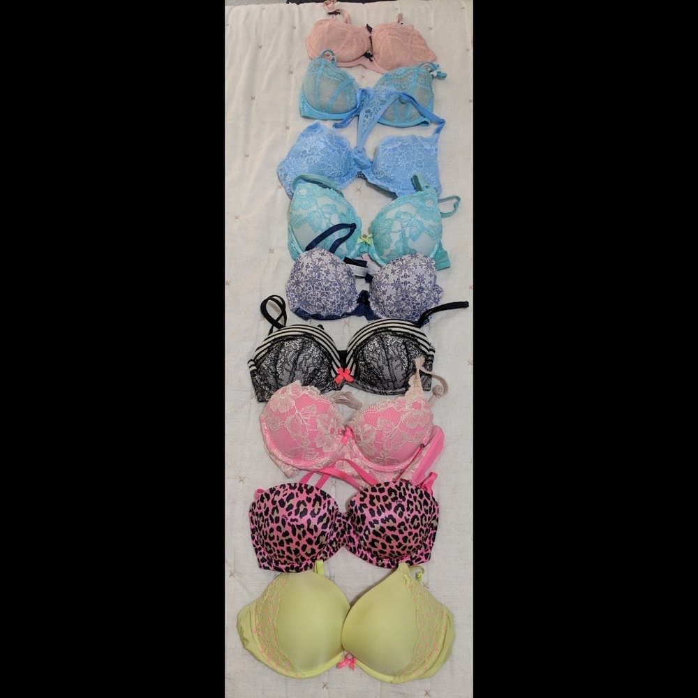Bundle of bras (32C-34B)